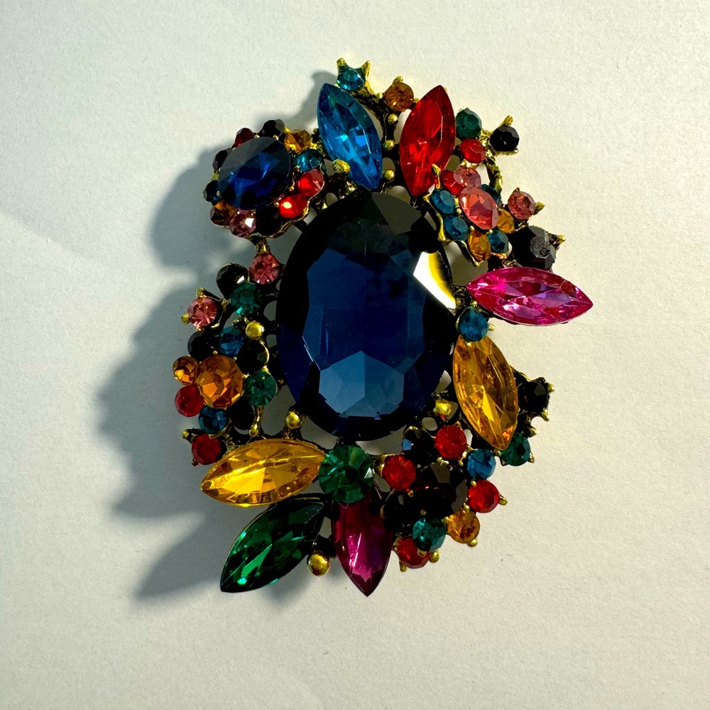 Fashion Brooch